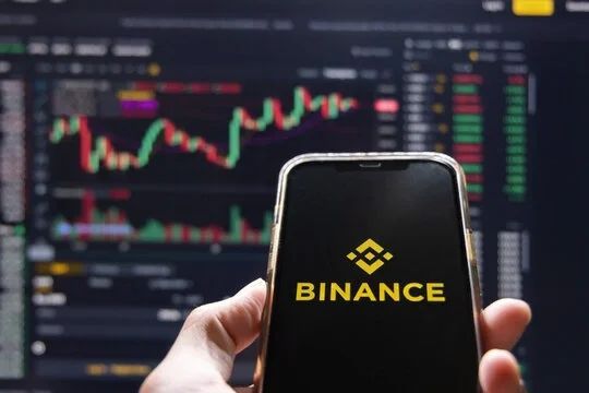 Cách stake coin trên Binance an toàn